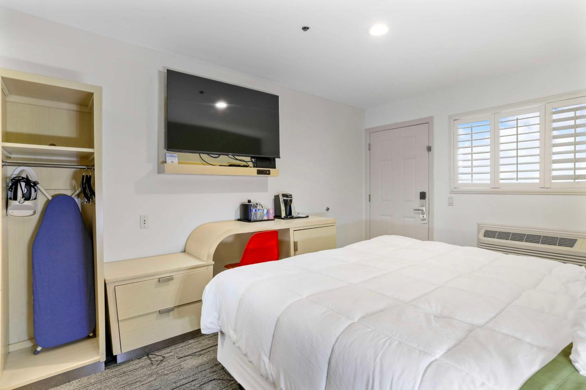 Signature Inn Berkeley Extérieur photo