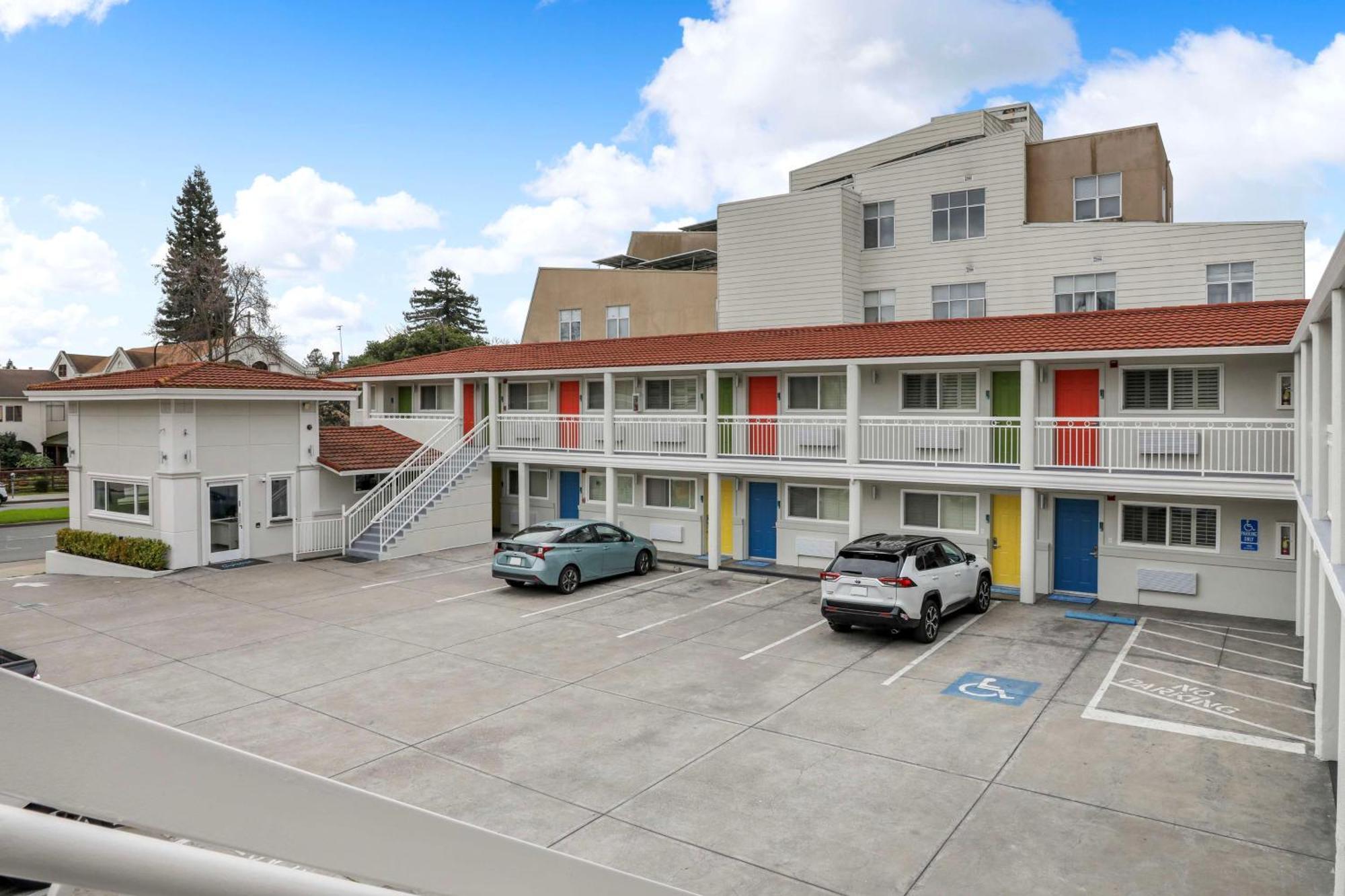 Signature Inn Berkeley Extérieur photo