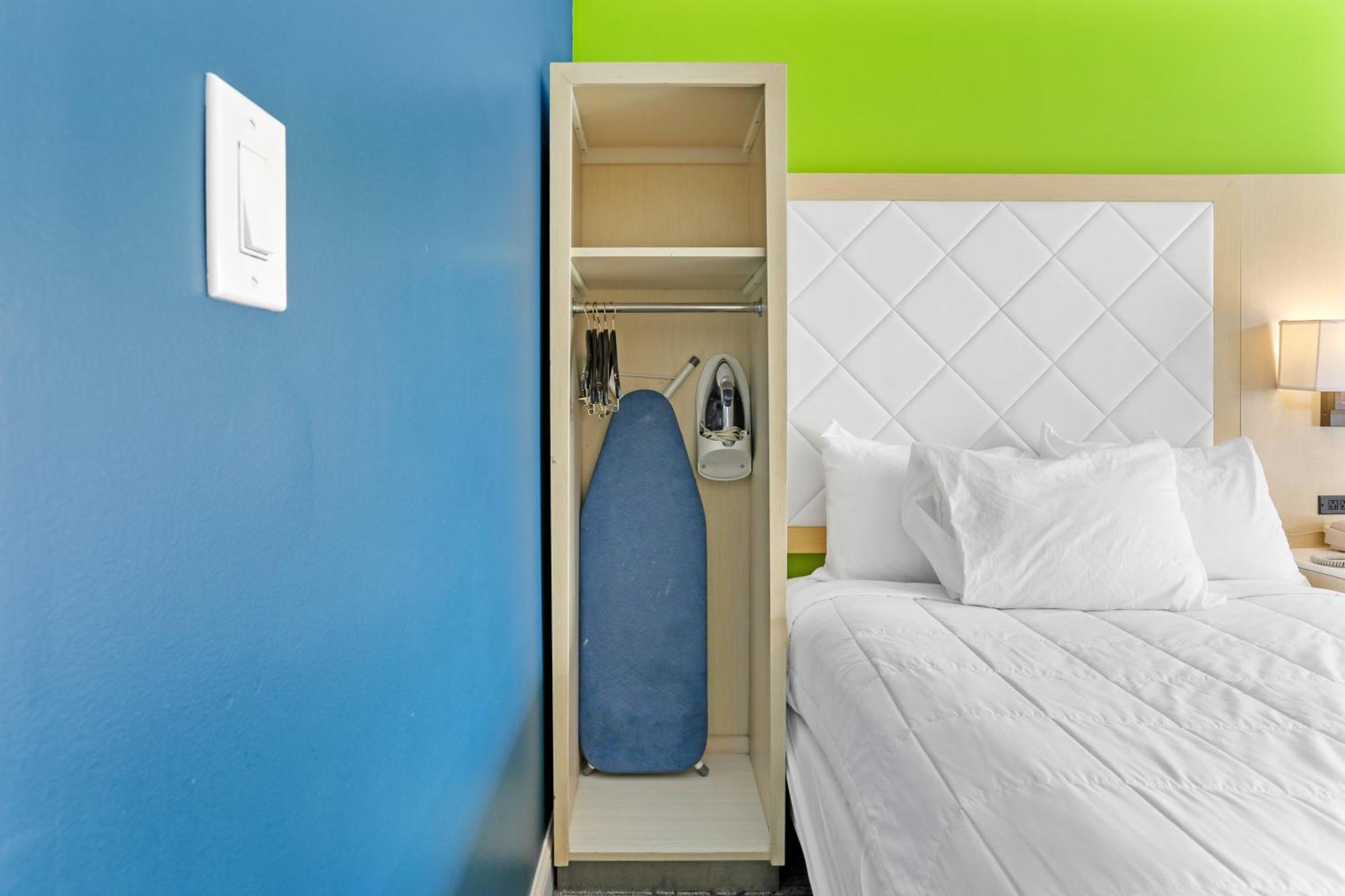 Signature Inn Berkeley Extérieur photo