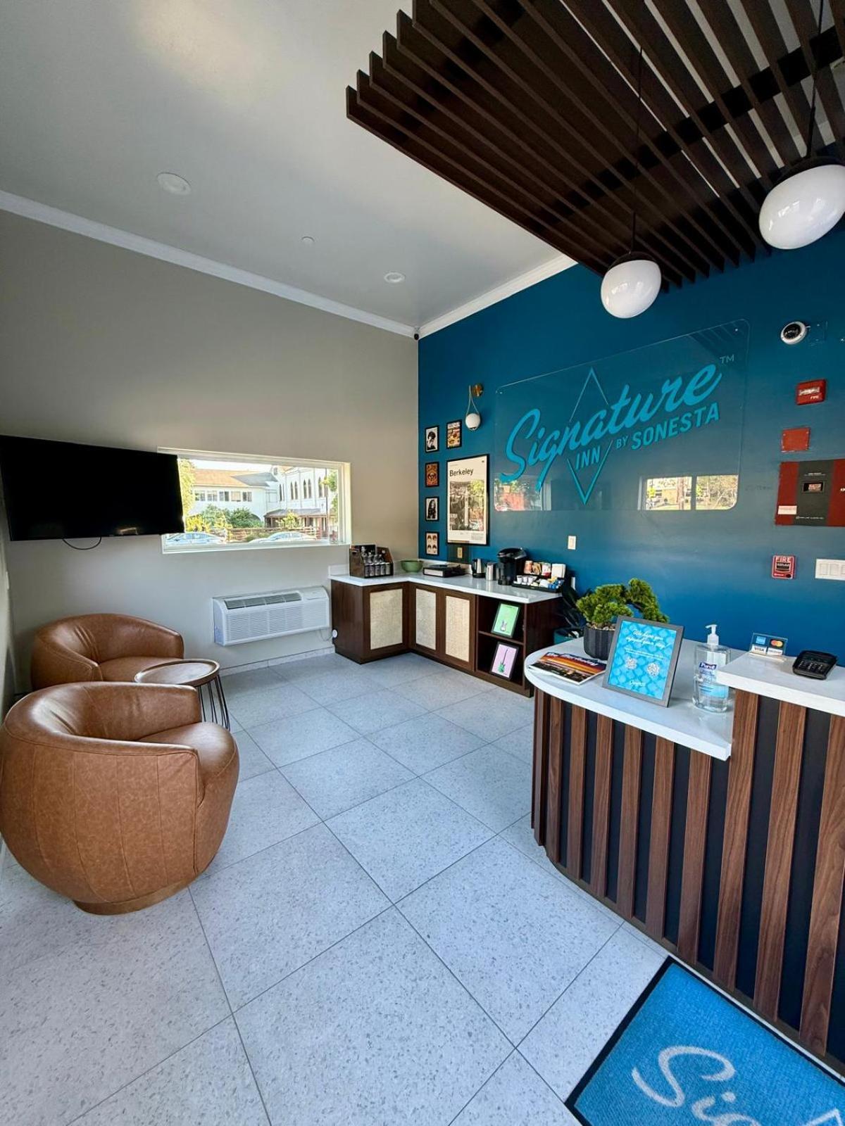 Signature Inn Berkeley Extérieur photo
